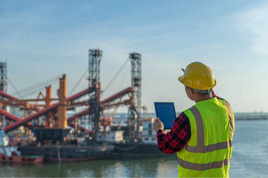 Marine Architect & Engineer